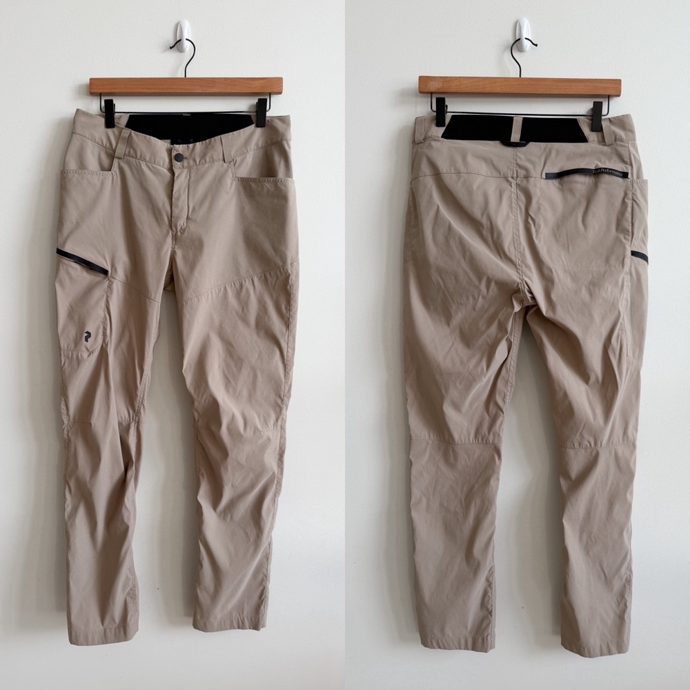 PEAK PERFORMANCE • Iconiq Outdoor Pants in Beige - Picture 2 of 15